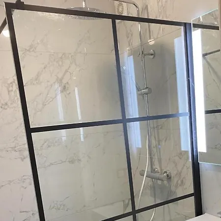 Eva-modern 2 Bedroom Seaside Oostende